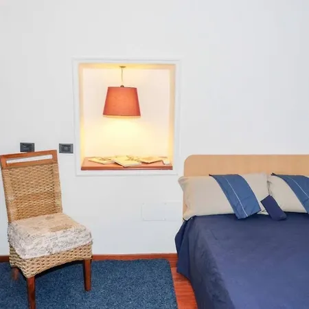 Centro Storico Un Passo Da San Gennaro Apartament Neapol