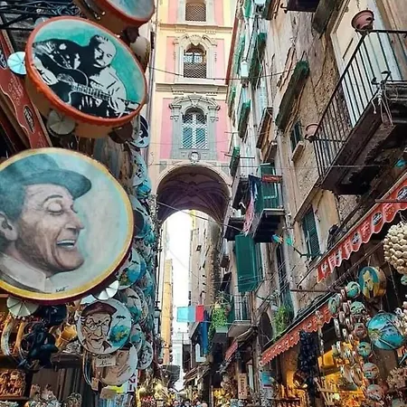 Centro Storico Un Passo Da San Gennaro Apartament Neapol