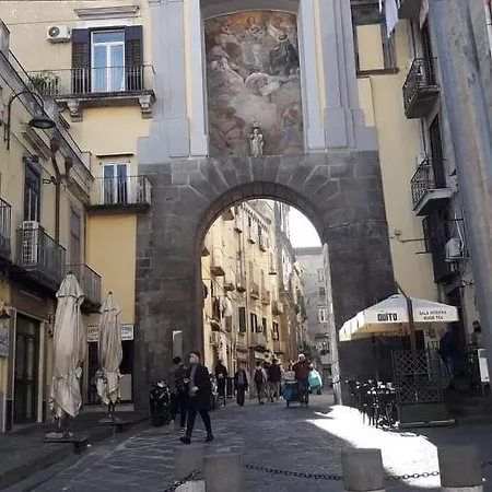 Centro Storico Un Passo Da San Gennaro * Neapol