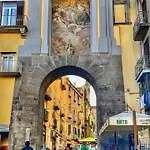 Centro Storico Un Passo Da San Gennaro *