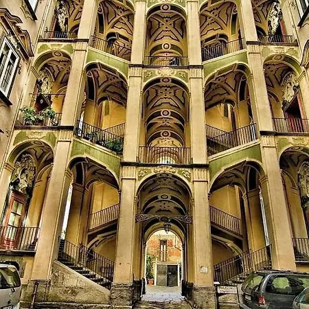 Centro Storico Un Passo Da San Gennaro * Naples