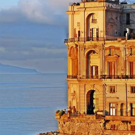 Centro Storico Un Passo Da San Gennaro