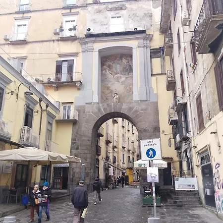 Centro Storico Un Passo Da San Gennaro