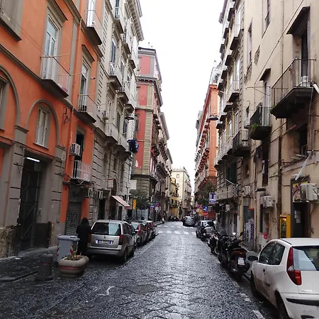 Centro Storico Un Passo Da San Gennaro