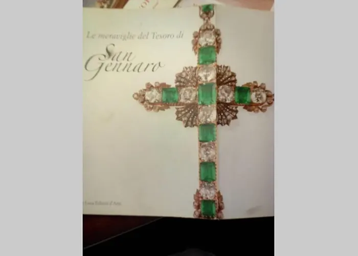 Centro Storico Un Passo Da San Gennaro