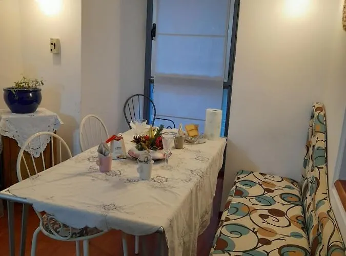 Centro Storico Un Passo Da San Gennaro Lejlighed