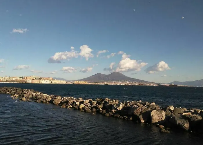 شقة Centro Storico Un Passo Da San Gennaro *