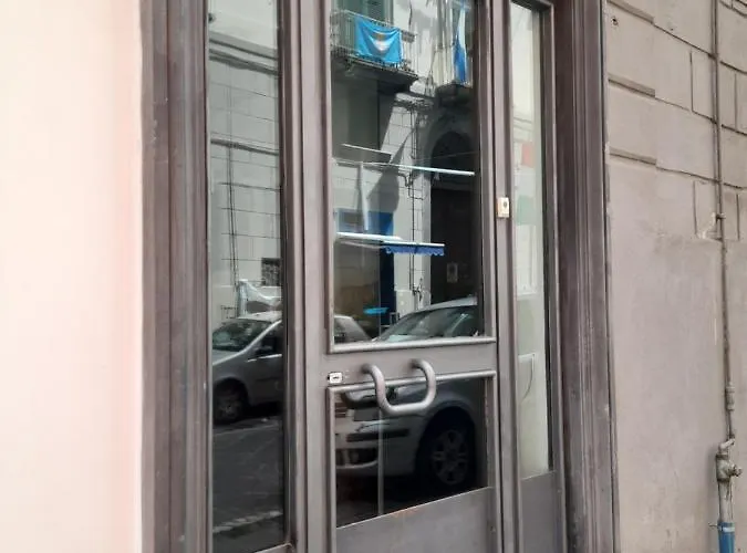شقة Centro Storico Un Passo Da San Gennaro